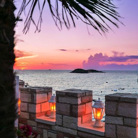 Hotel Castle Ksamil Eksteriør billede