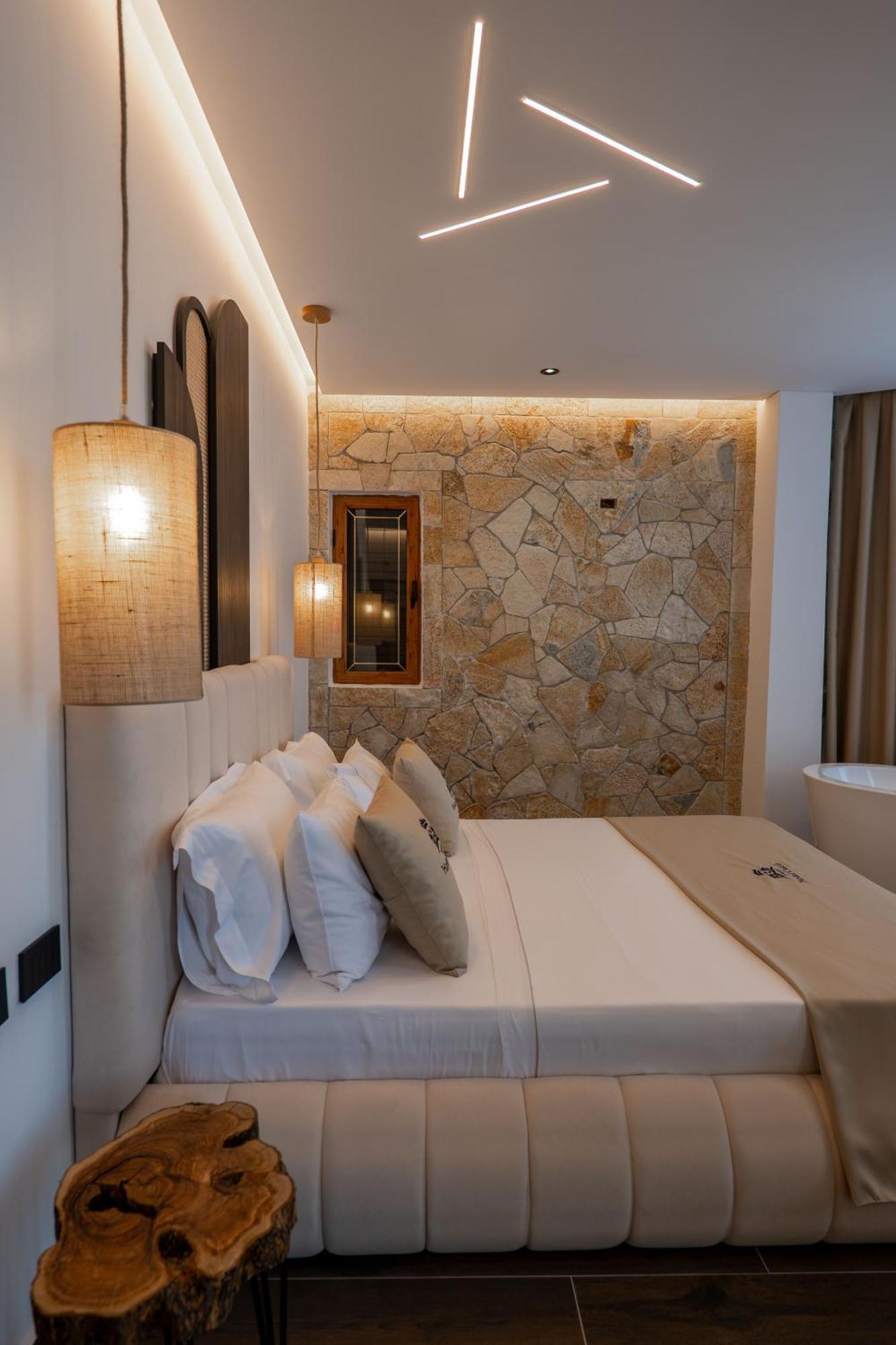Hotel Castle Ksamil Eksteriør billede